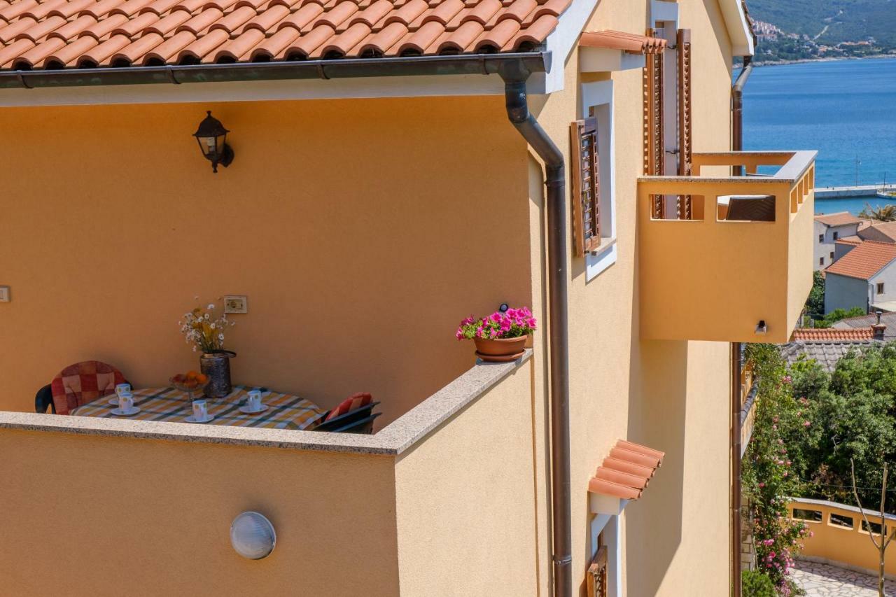 Apartmani Zorica Martinscica  Luaran gambar