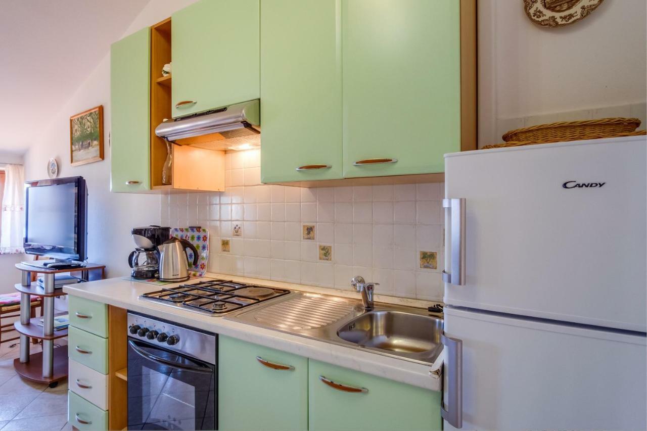 Apartmani Zorica Martinscica  Luaran gambar