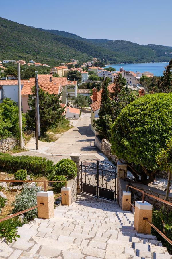 Apartmani Zorica Martinscica  Luaran gambar